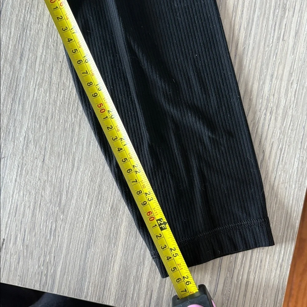 lululemon Wunder Train Ribbed Black Leggings Size 4 High Rise